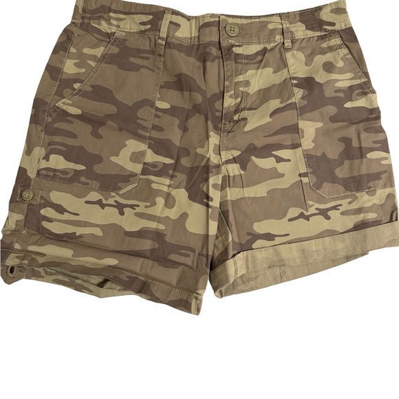 Social Standard By Sanctuary Pants - Women's Camo Cargo Shorts in Shades of Green/Khaki Casual Utility Style